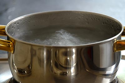 Why It Pays To Boil Water With A Lid On